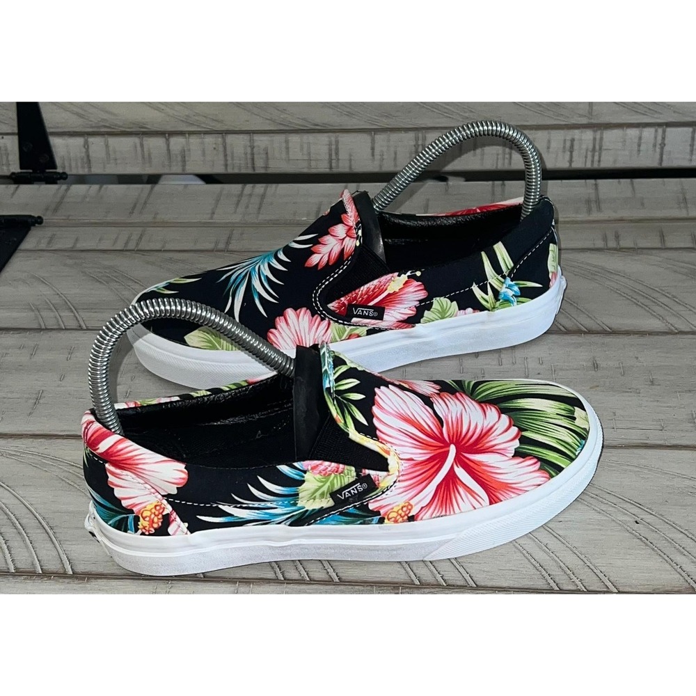 Vans Slip-On Hawaiian Print/Black/Hibiscus Women's Size 7.5